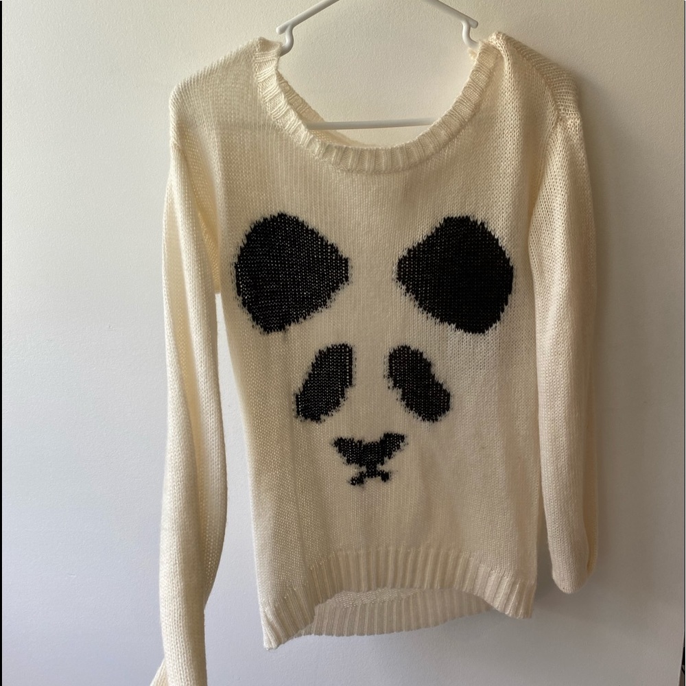 Small panda sweater